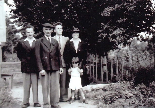 PELISSIER Samuel et Léonie en 1953 à Rioutord commune du Mazet Saint Voy