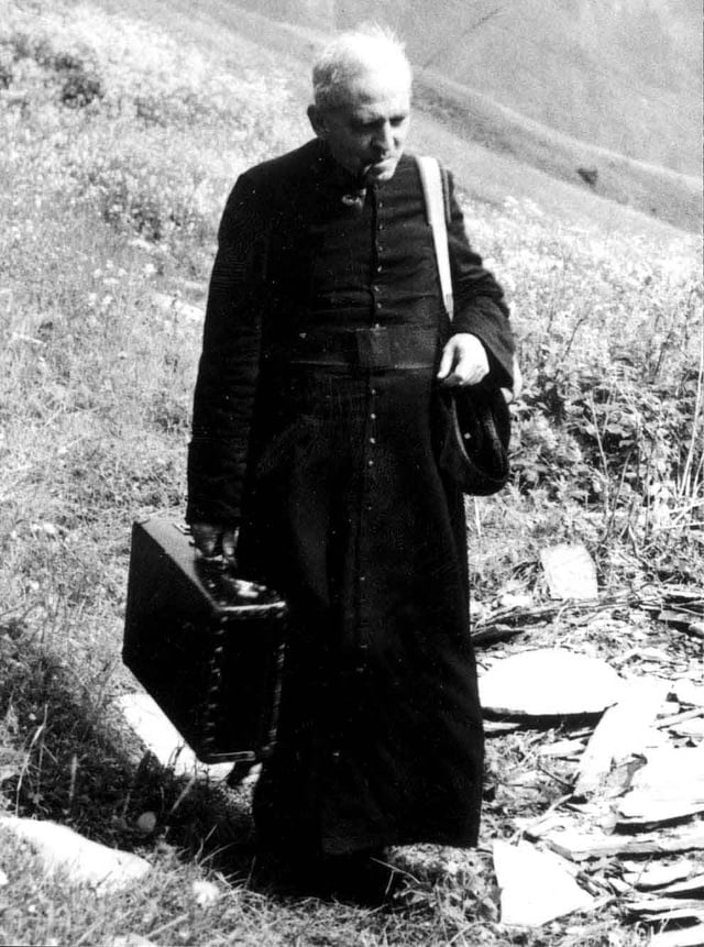 Père Marius JOLIVET