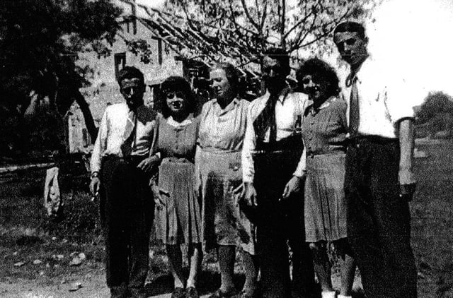 de g. à d. Joseph,Thérèse, Marthe, Suzanne et Charles Burnat