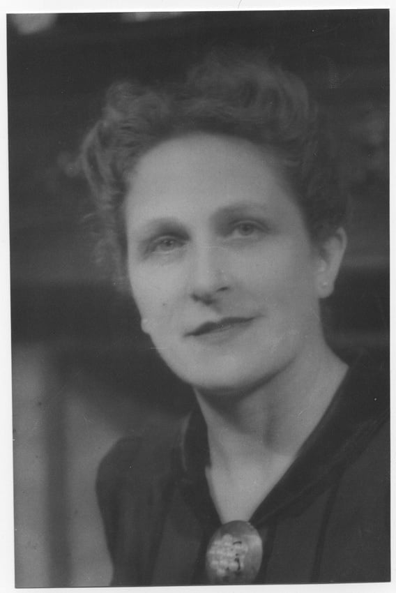 Charlotte CHEVALLIER en nov 43
