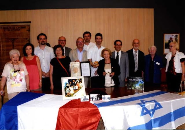 Cérémonie de remise de médaille le 17 juillet  2013