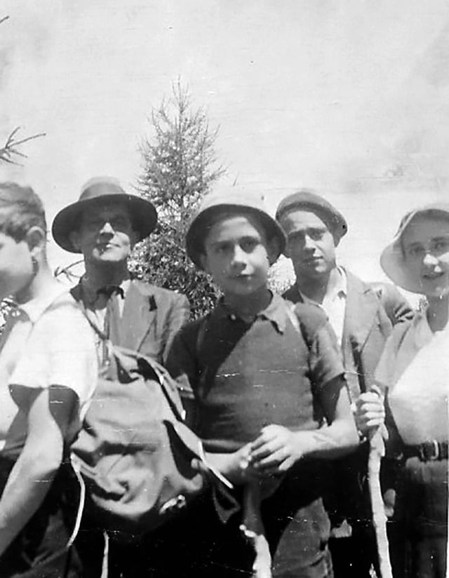 Joseph Bourdon et ses enfants dans les années 30