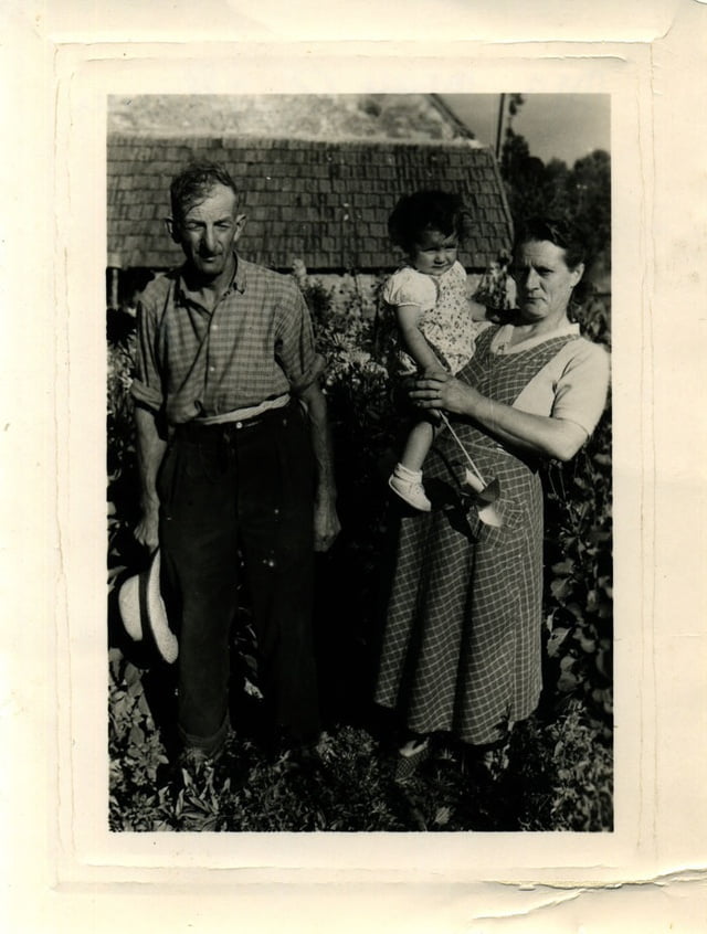 GUILLAUMIN Camille & Marie et leur fille Madeleine