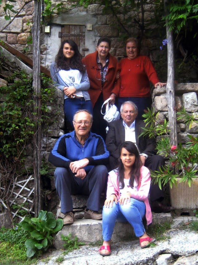 Monsieur Audigier assis à gauche puis JC Picard, en haut au milieu Picard Hirsh Francine à sa doirte Mme Audigier 