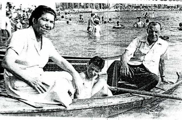 Jean, Emilienne Stellamans et leur petit fils Jean-Pierre