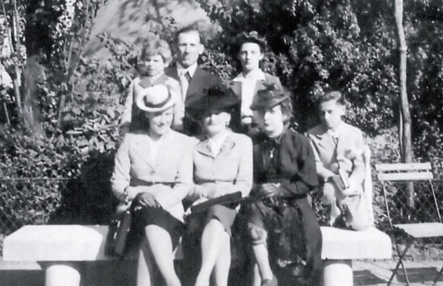 De g. à d. Serge et André DAVID Gisèle Lerouge Louise Pépin Mireille DAVID et Claude Pépin