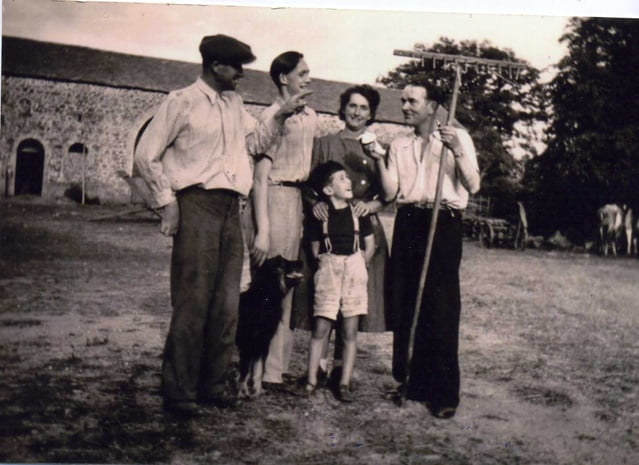 Famille PARIS avec le petit Serge Taradach