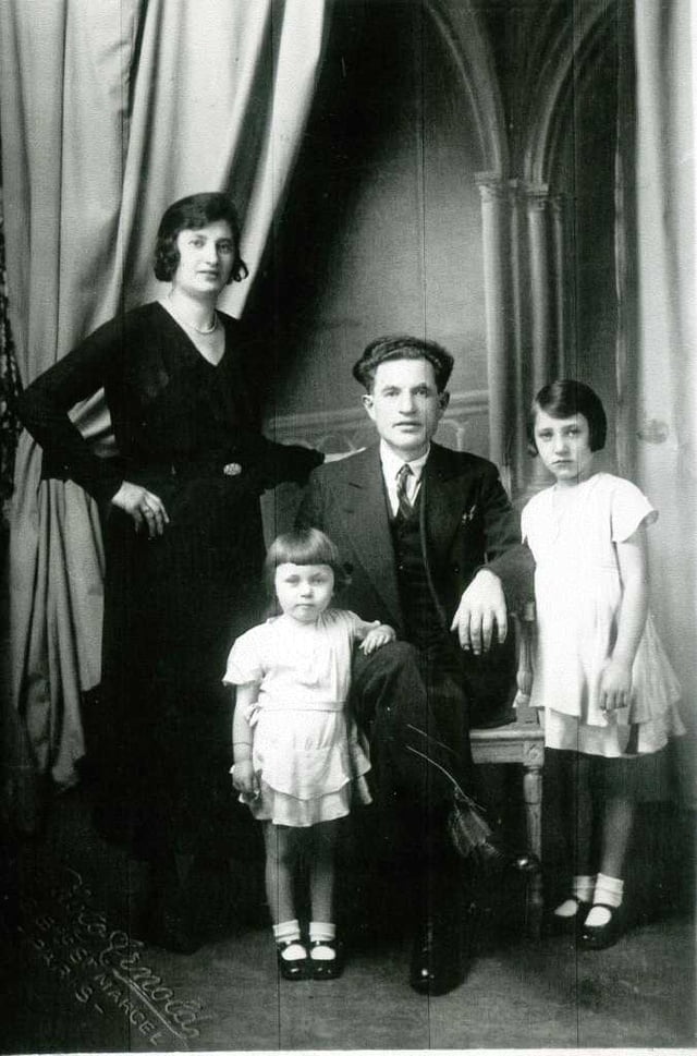 Rosa et Jankiel Dluganoga et leurs filles renée et Madeleine