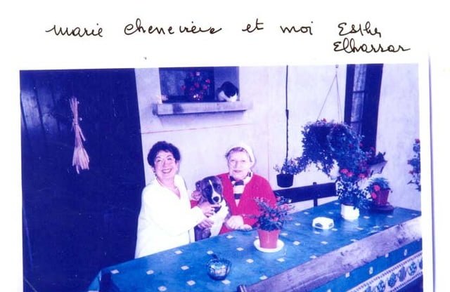 Marie Chenevière  avec Esther Elharrar la perosnne sauvée