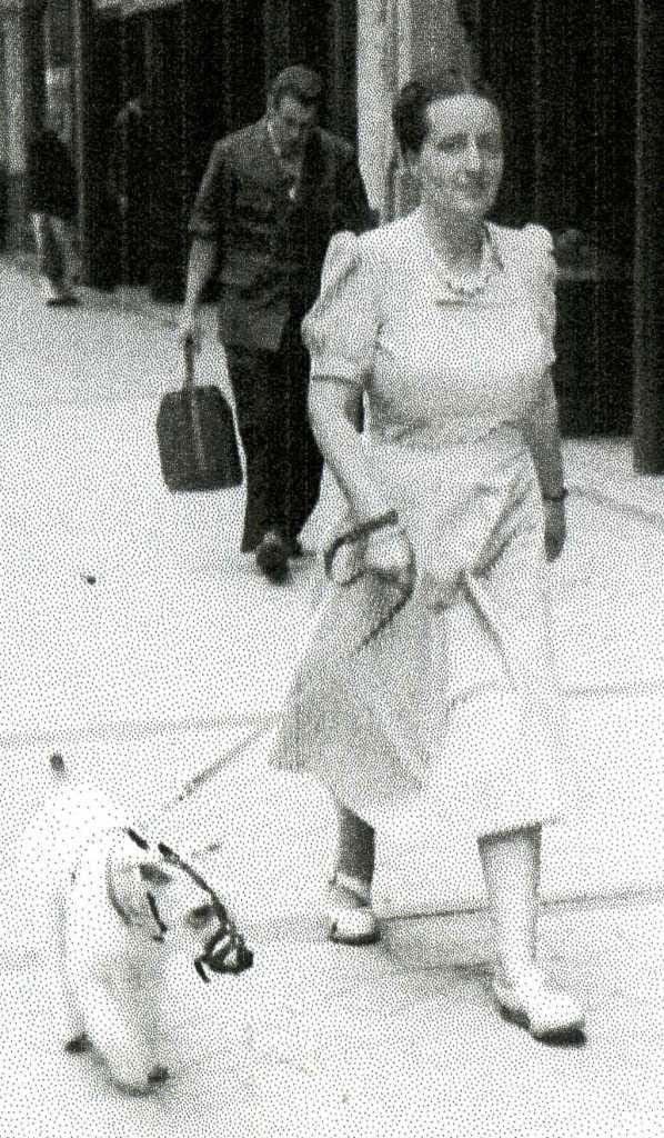 Simone Rousseau et derrière son mari Jacque