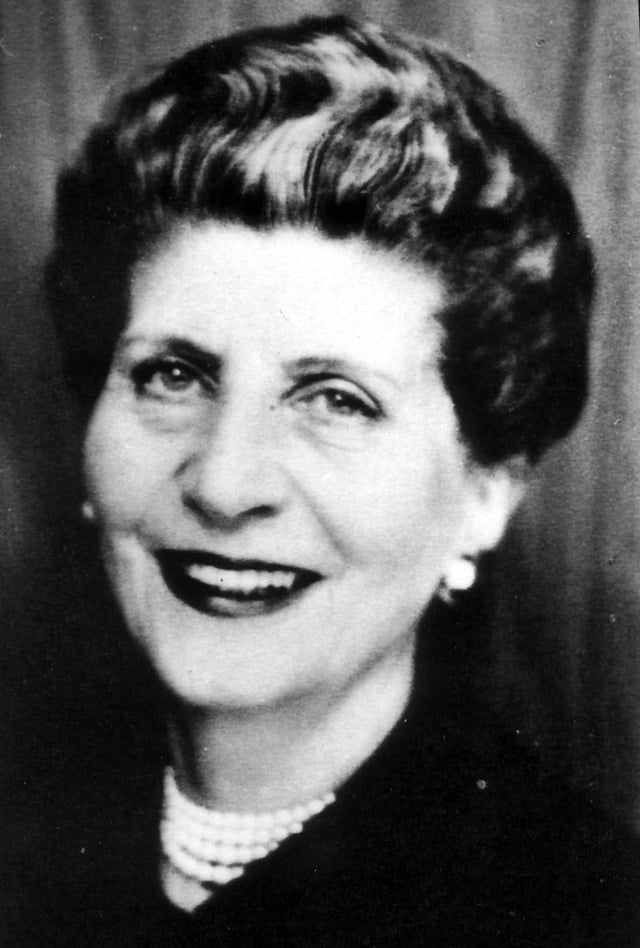 En 1957 Mathilde Blumenthal