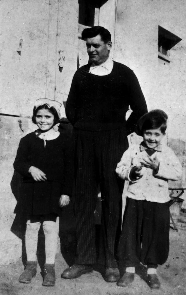 Mr Laumier, Denise, Lucien