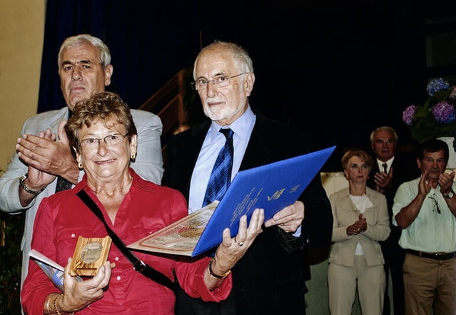 Colette CAZENAVE belle-fille de Jean & Marie et à ses côtés Nathan Holchaker 
