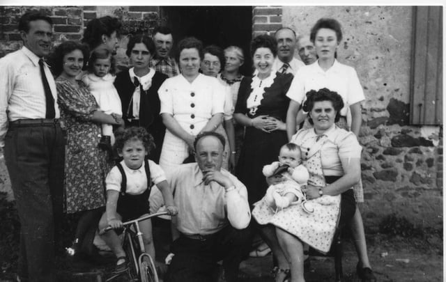 août 43-réunion de tous ceux qui ont participé de près et de loin à des sauvetages