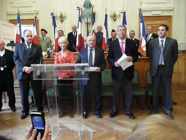 Cérémonie à Levallois