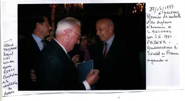 Cérémonie de remise de la médaille