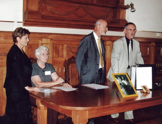 1 juillet 2007 cérémonie à gauche régine Sigal